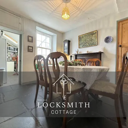 The Old Locksmith Cottage Ulverston Exterior photo
