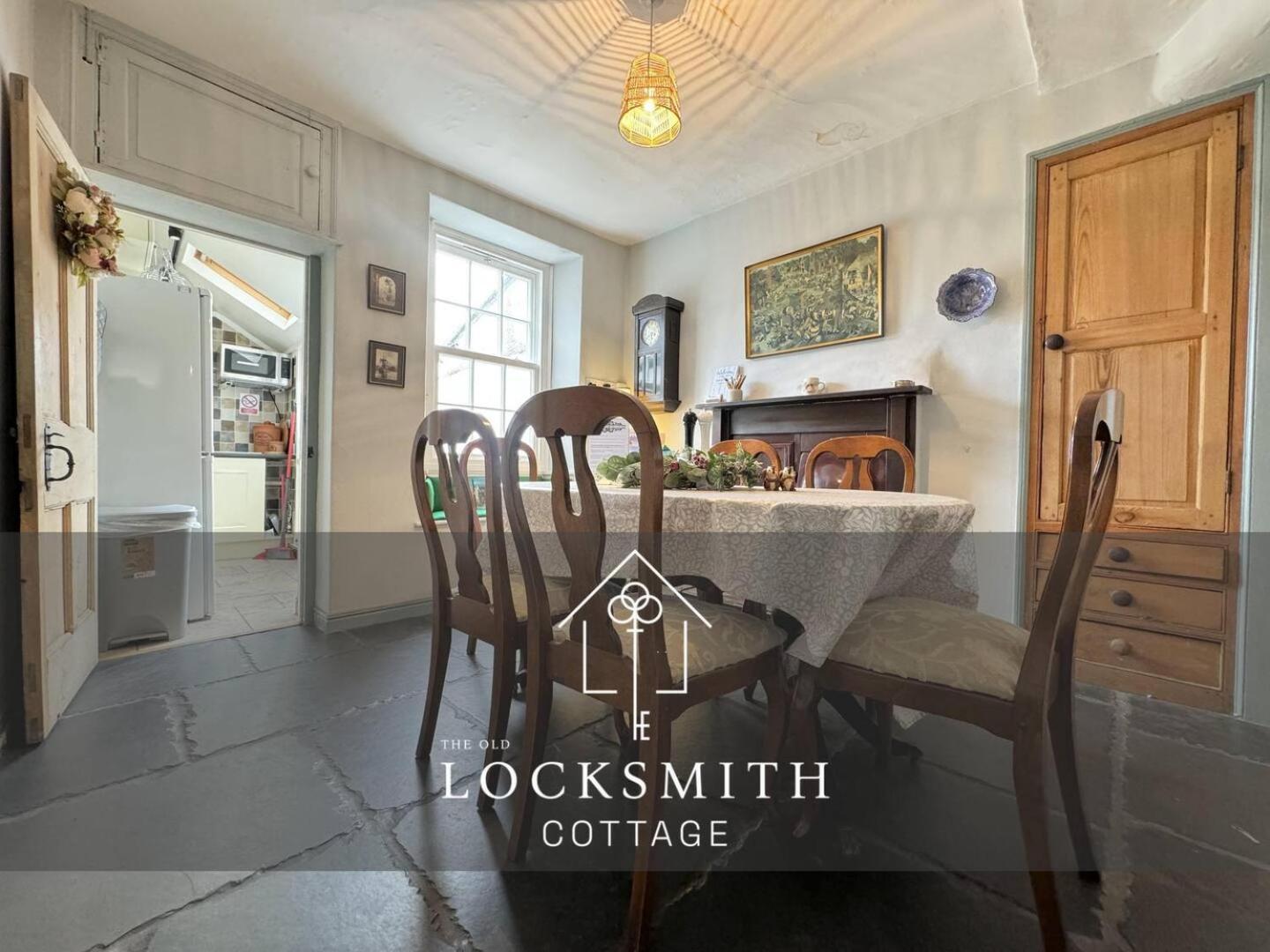 Holiday home The Old Locksmith